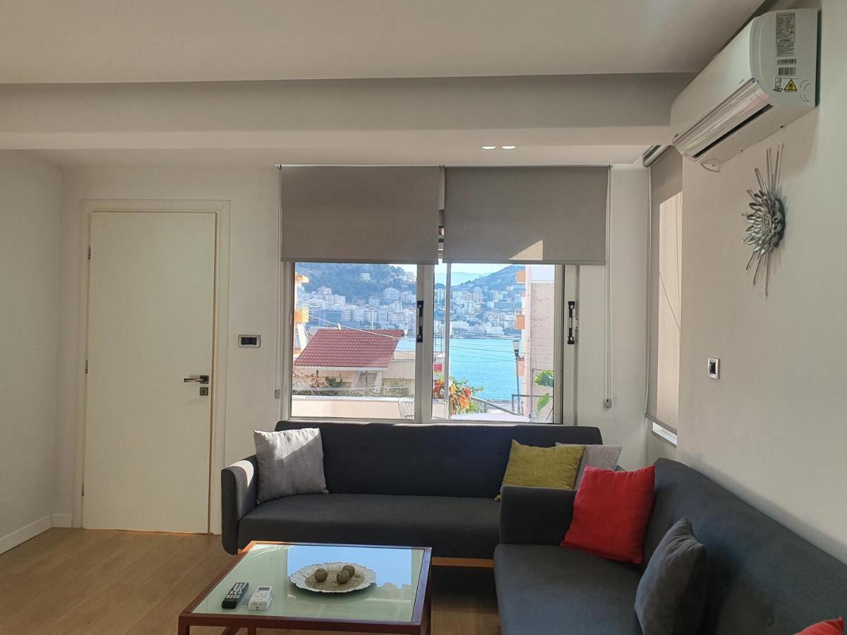 Loi Apartment Sarandë Esterno foto