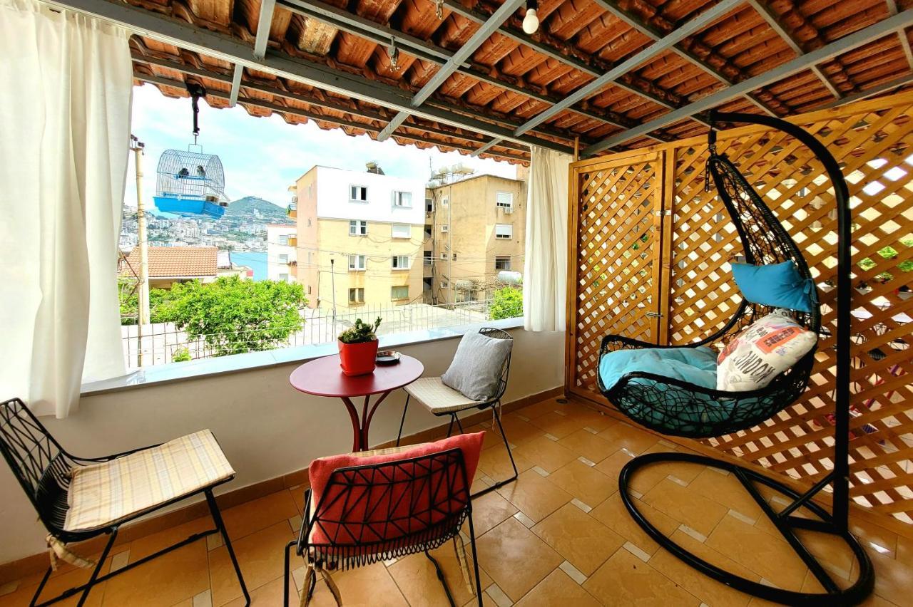 Loi Apartment Sarandë Esterno foto
